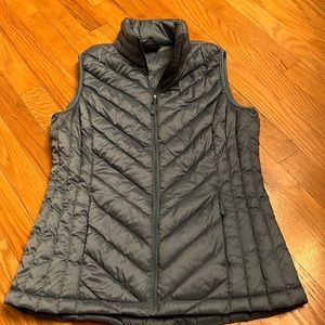 Teal puffer vest